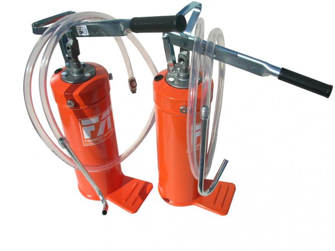 Hovedbilde 2stk oljedistributører a 8 ...